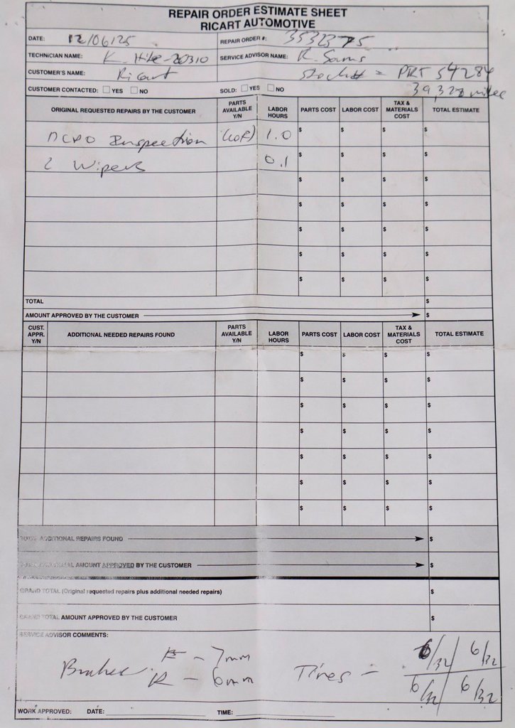 Certified 2023 Nissan Rogue S image 4