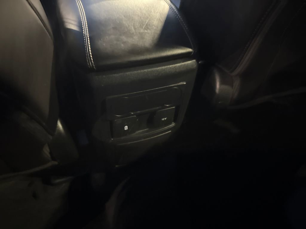 Used 2023 Ford Explorer XLT w/ Equipment Group 202A image 14