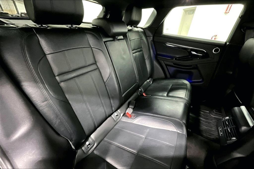 Used 2020 Land Rover Range Rover Evoque SE image 36