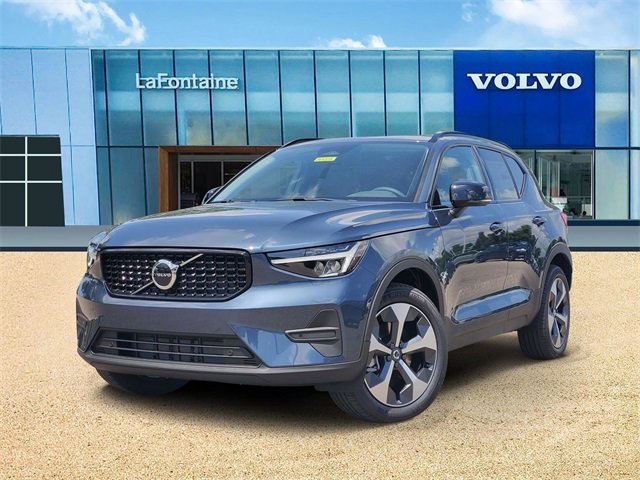 New 2026 Volvo XC40 B5 Core w/ Protection Package Premier