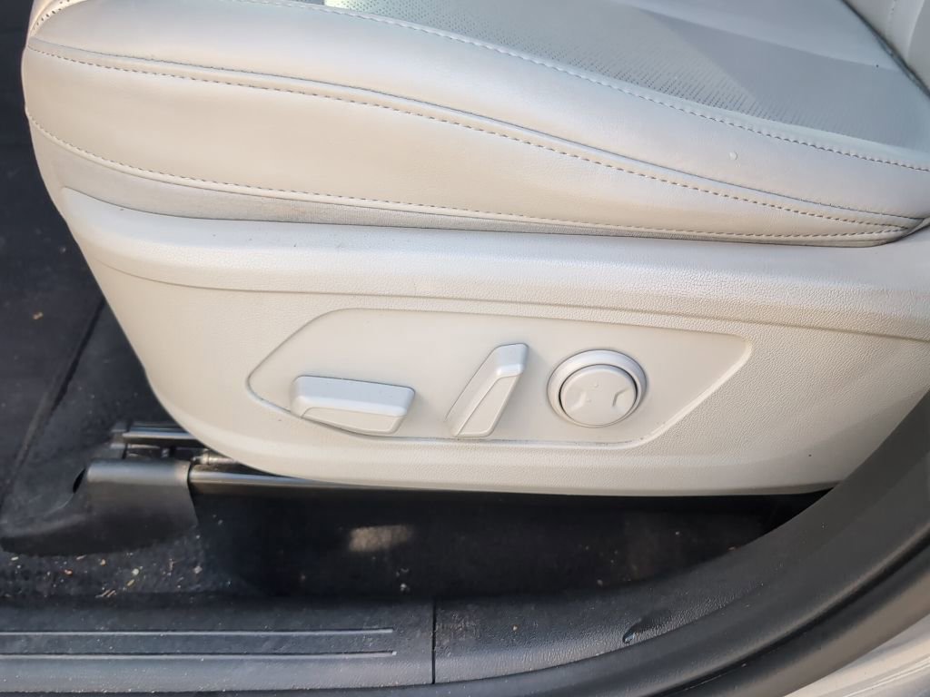 Used 2023 Kia Sorento S w/ Panoramic Sunroof Package image 21