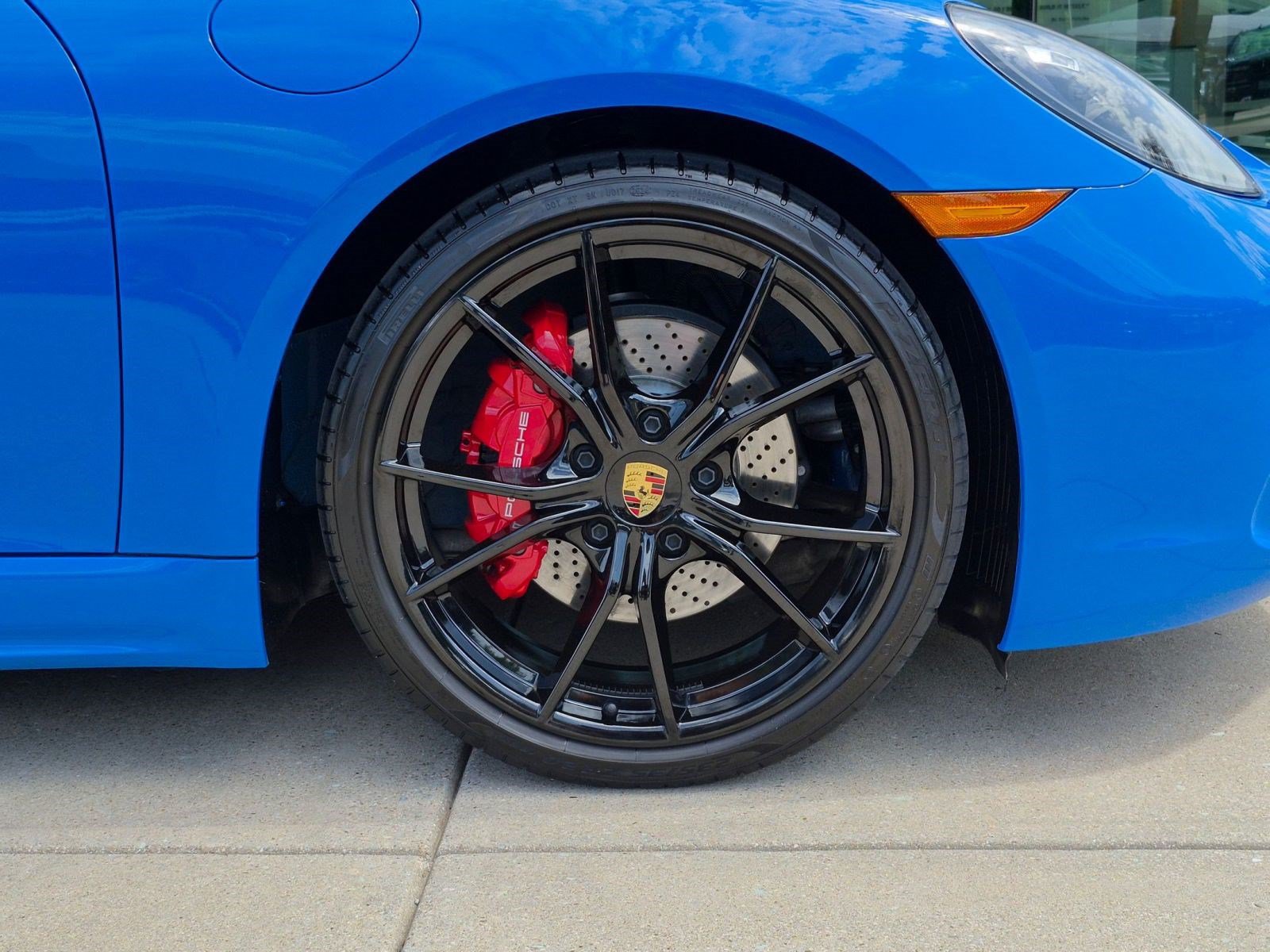 Certified 2025 Porsche 718 Boxster S RWD image 27