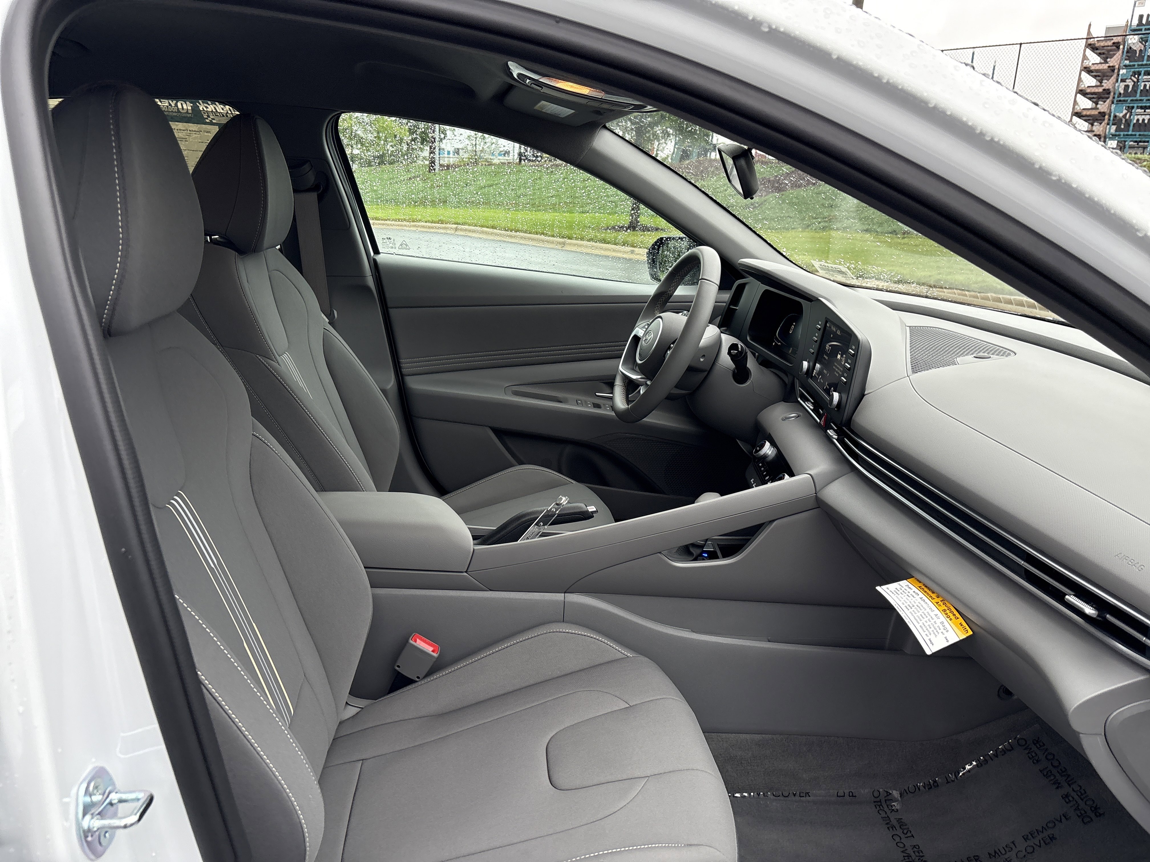 Used 2025 Hyundai Elantra Sport FWD image 23