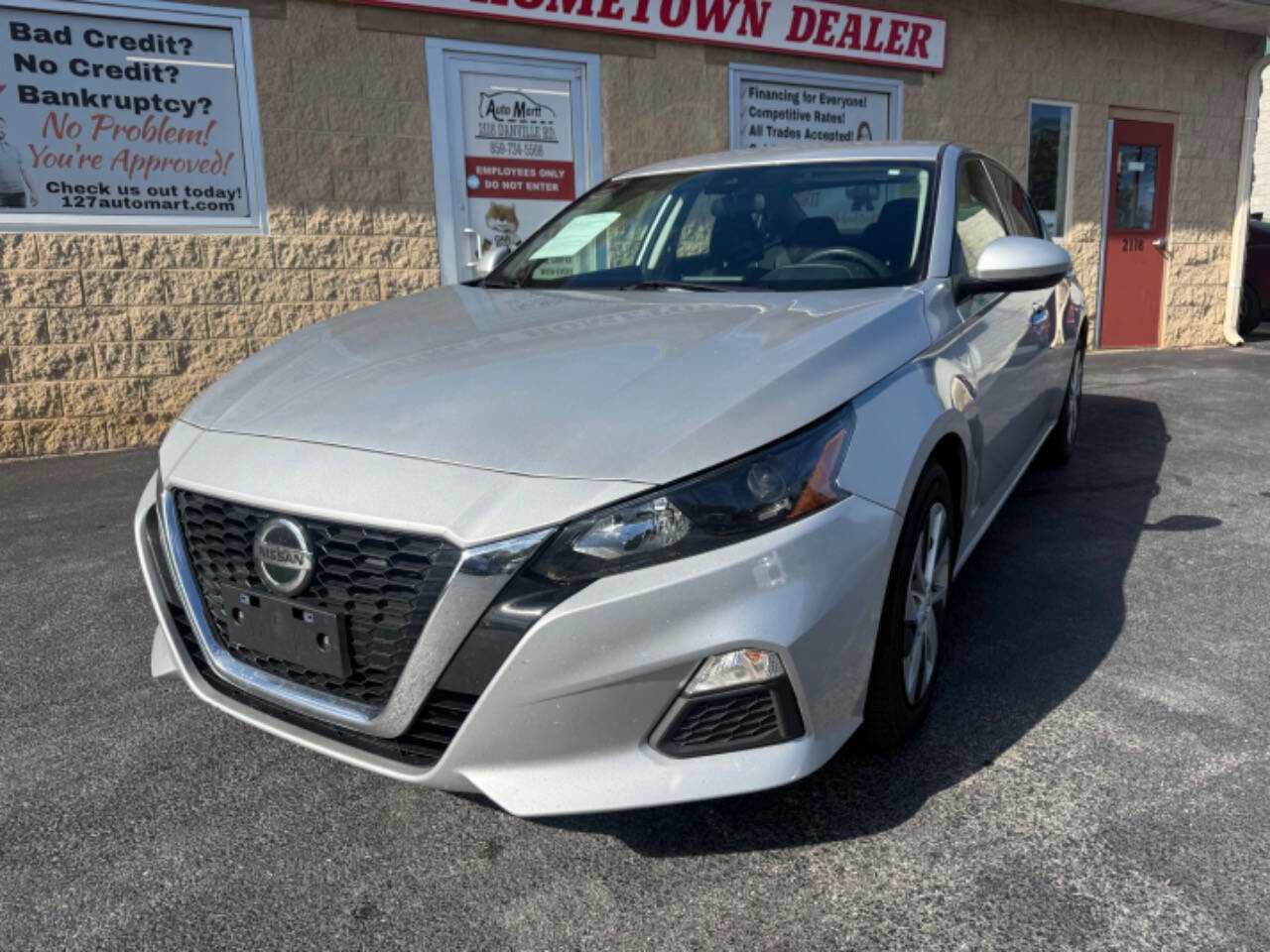 Used 2022 Nissan Altima 2.5 S image 2