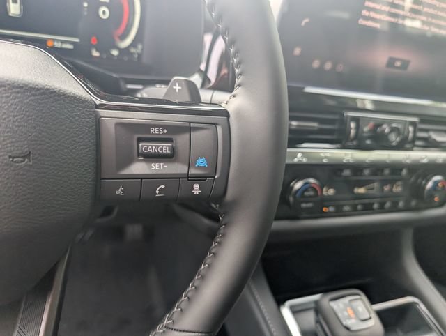 New 2026 Nissan Pathfinder SL w/ SL Premium Package AWD/4WD image 23
