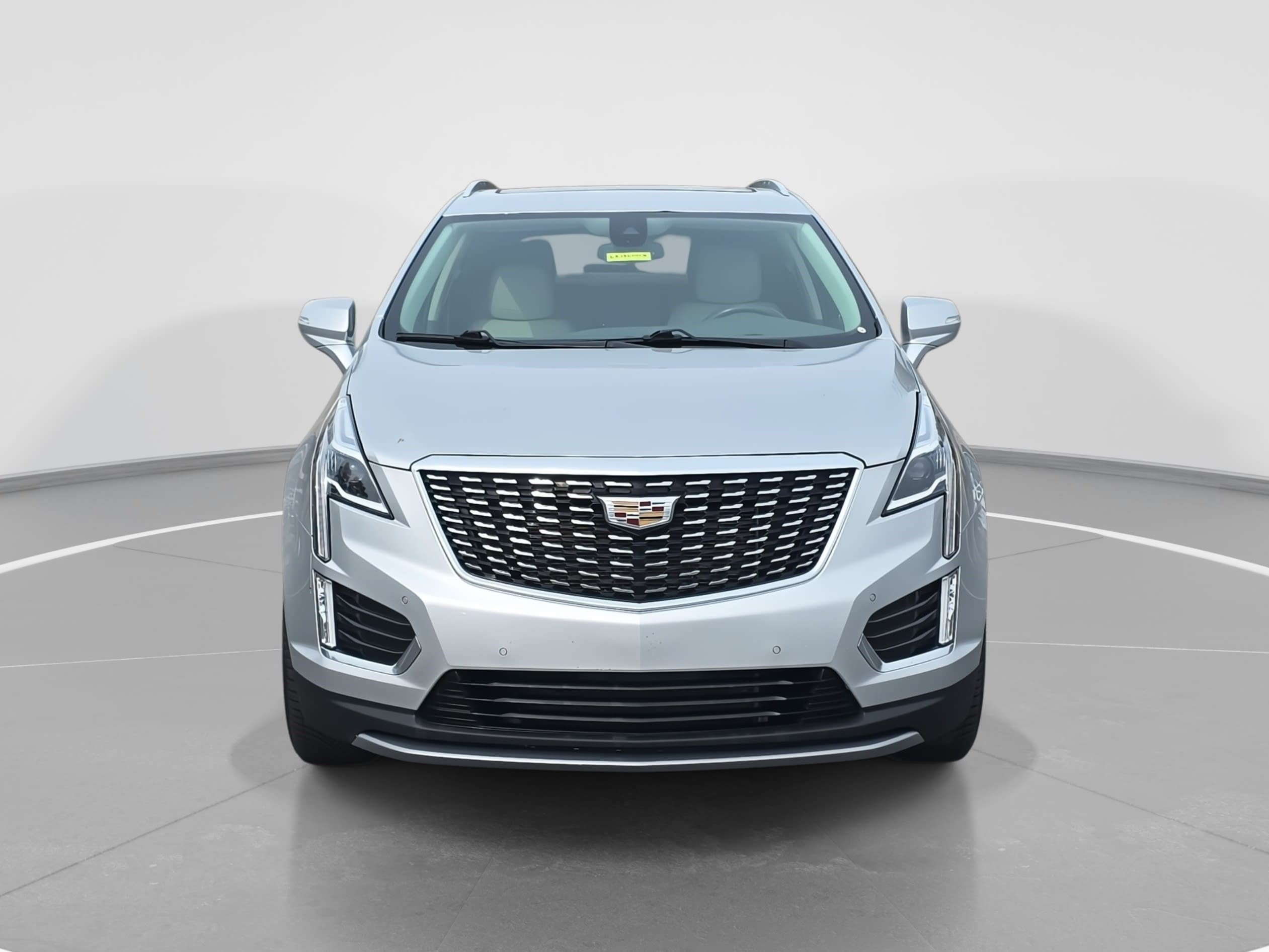 Used 2020 Cadillac XT5 Premium Luxury image 2