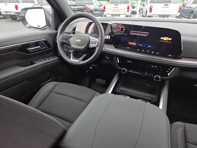 New 2026 Chevrolet Suburban LS w/ LS Custom Edition AWD/4WD image 28