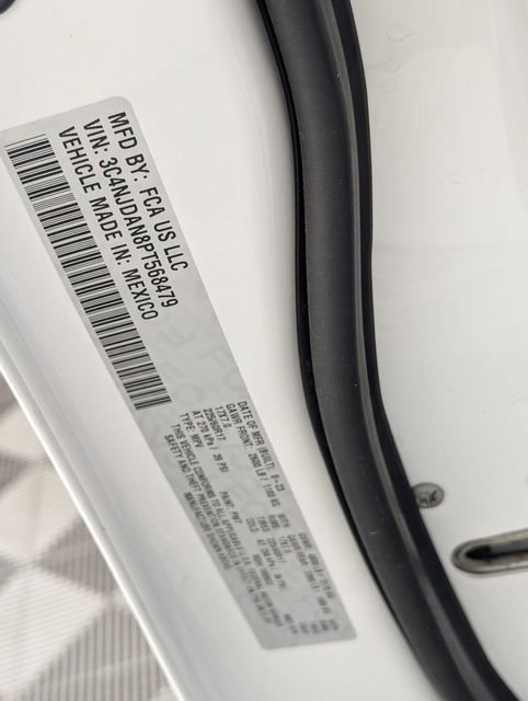 Used 2023 Jeep Compass Sport image 6