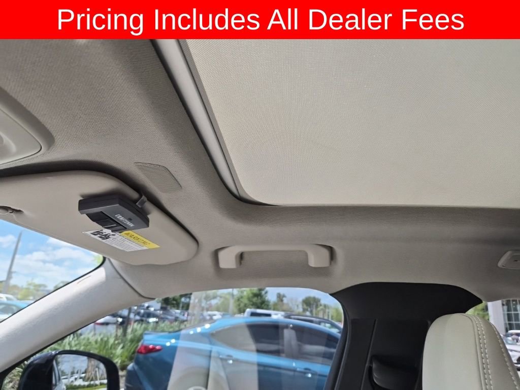 Used 2023 Volvo XC40 B4 Plus w/ Driver Assist Package FWD image 10