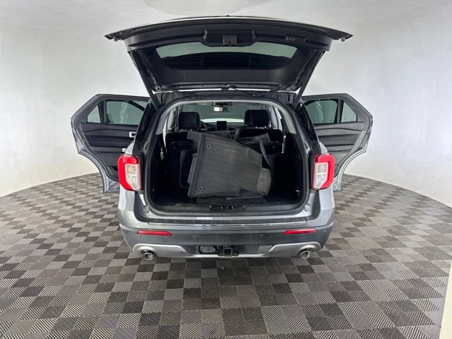 Used 2023 Ford Explorer Limited w/ Limited Technology Package AWD/4WD image 17