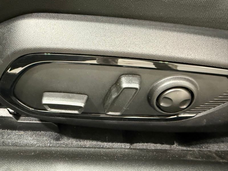 New 2026 Dodge Charger Scat Pack w/ Blacktop Package image 17