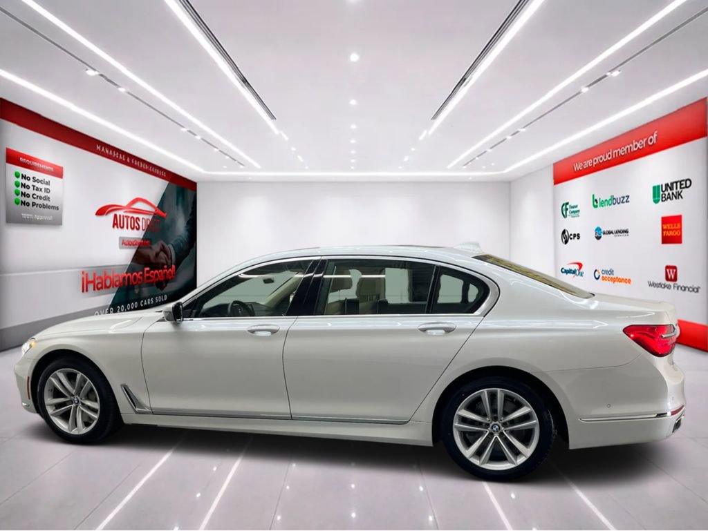 Used 2016 BMW 750i xDrive image 5