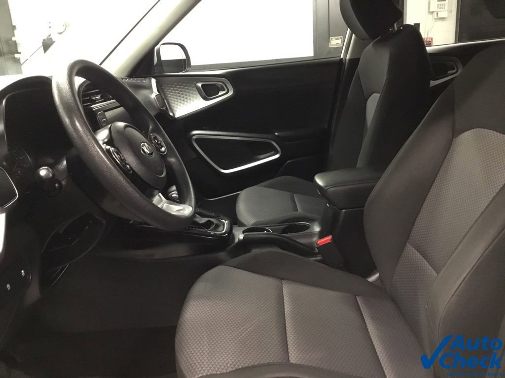 Used 2021 Kia Soul LX FWD image 21