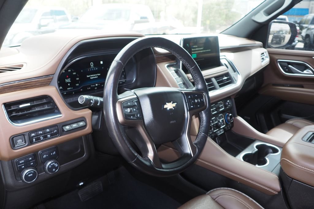 Used 2022 Chevrolet Suburban High Country w/ Premium Package 2 image 13