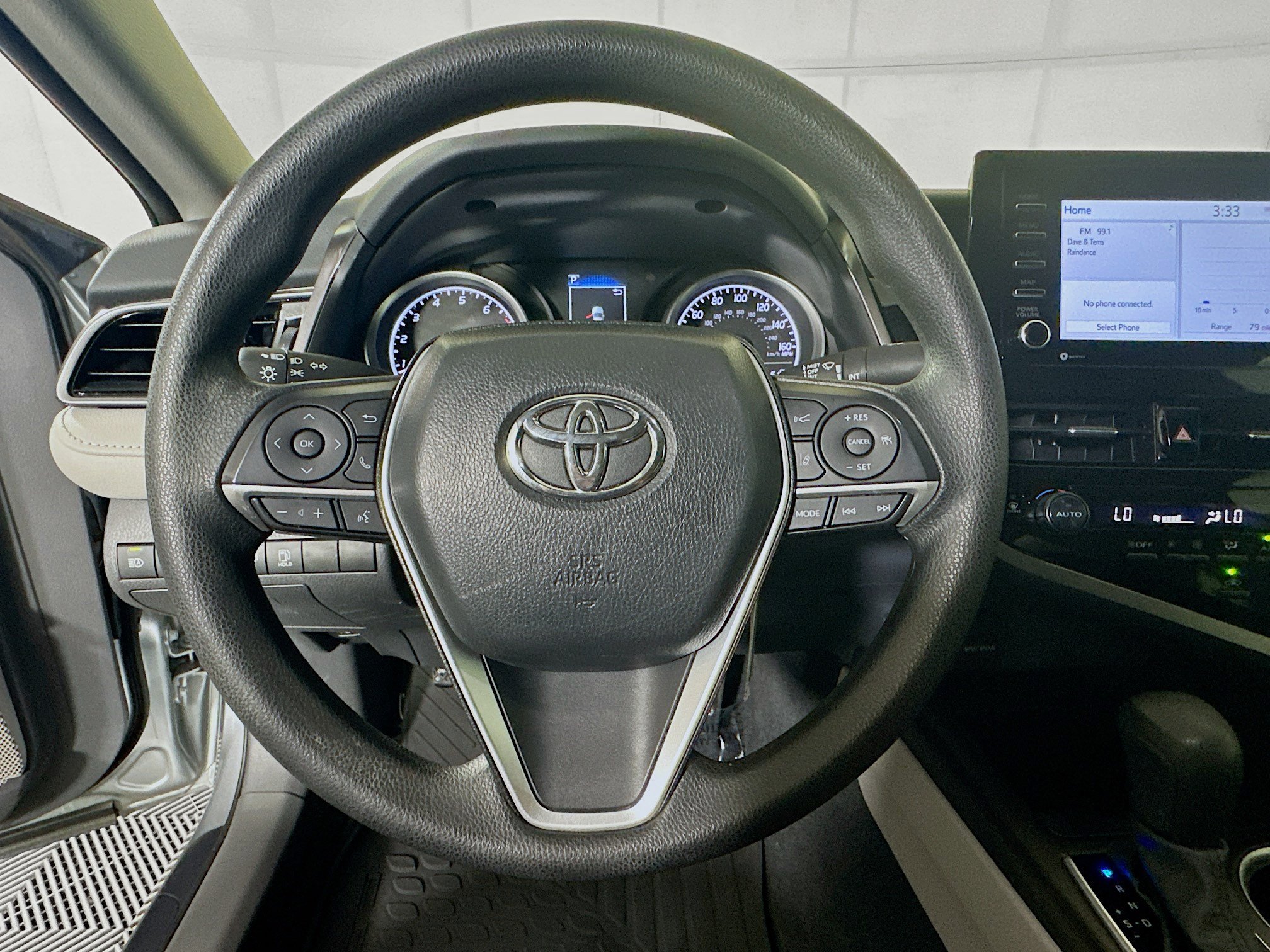 Used 2024 Toyota Camry LE w/ Convenience Package FWD image 15