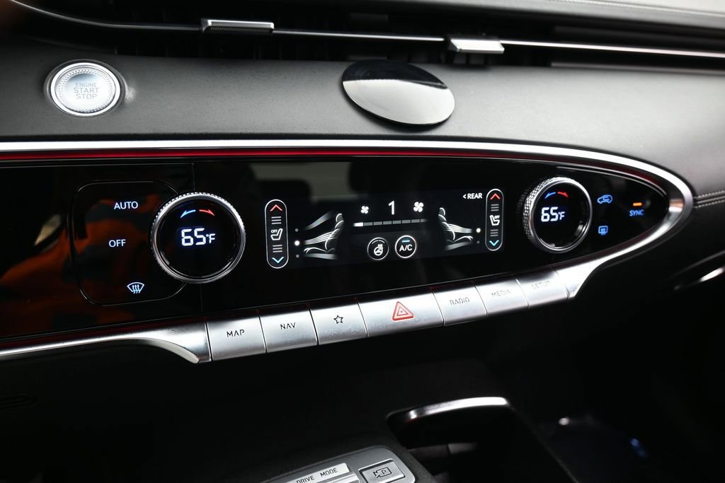 Used 2022 Genesis GV70 2.5T w/ Sport Prestige Package AWD/4WD image 25
