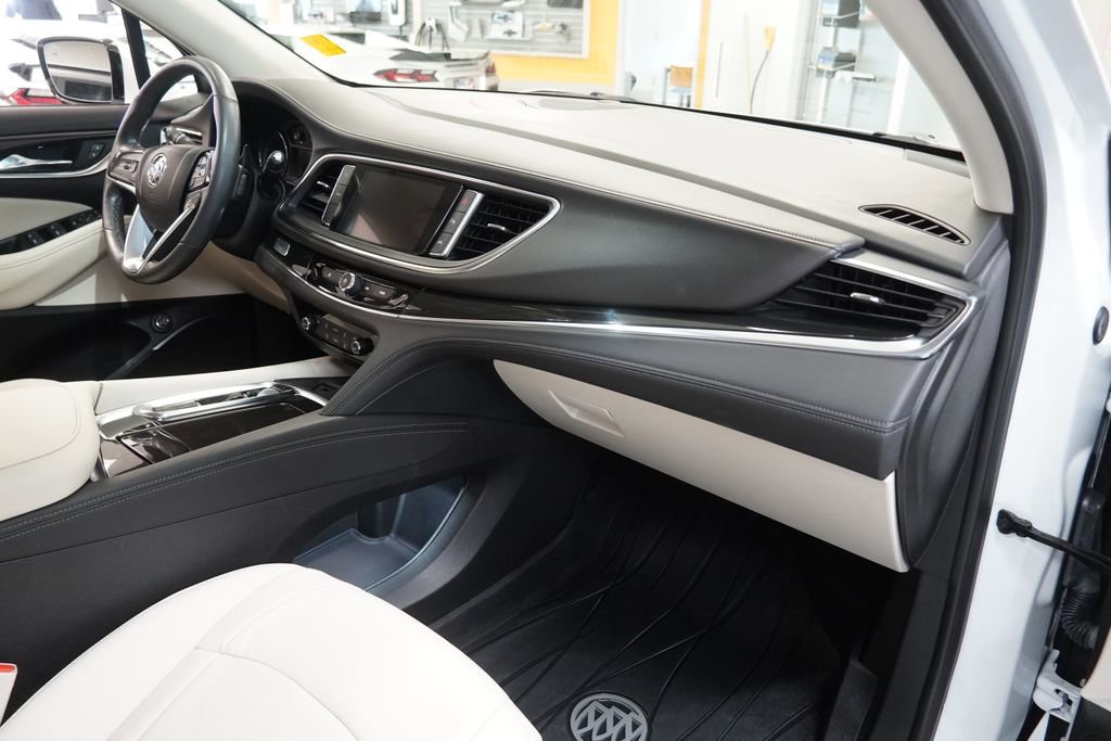 Used 2023 Buick Enclave Essence w/ LPO, Floor Liner Package image 27