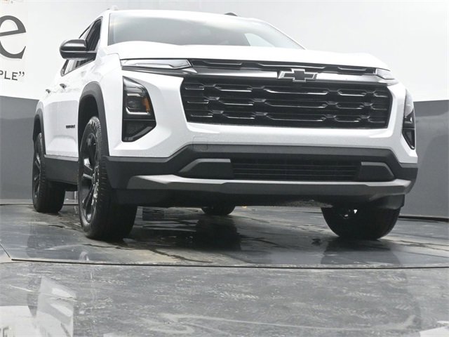 New 2026 Chevrolet Equinox LT w/ Convenience Package II image 3