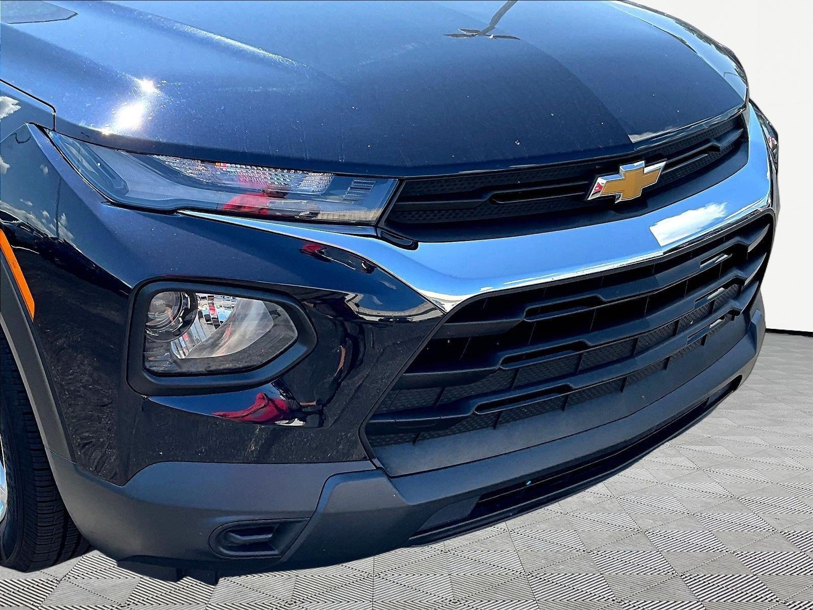 Used 2021 Chevrolet TrailBlazer LS FWD image 31