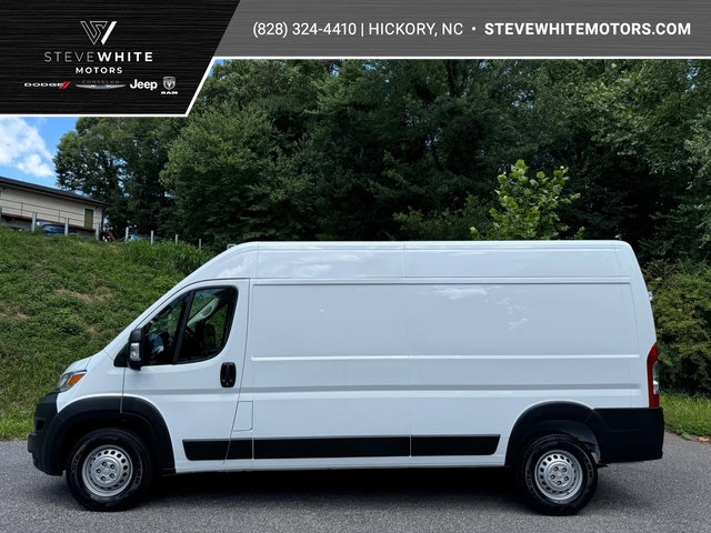 New 2024 RAM ProMaster 2500 w/ Convenience Group