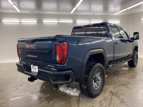 Used 2022 GMC Sierra 2500 AT4 w/ Gooseneck/5TH Wheel Package AWD/4WD image 12