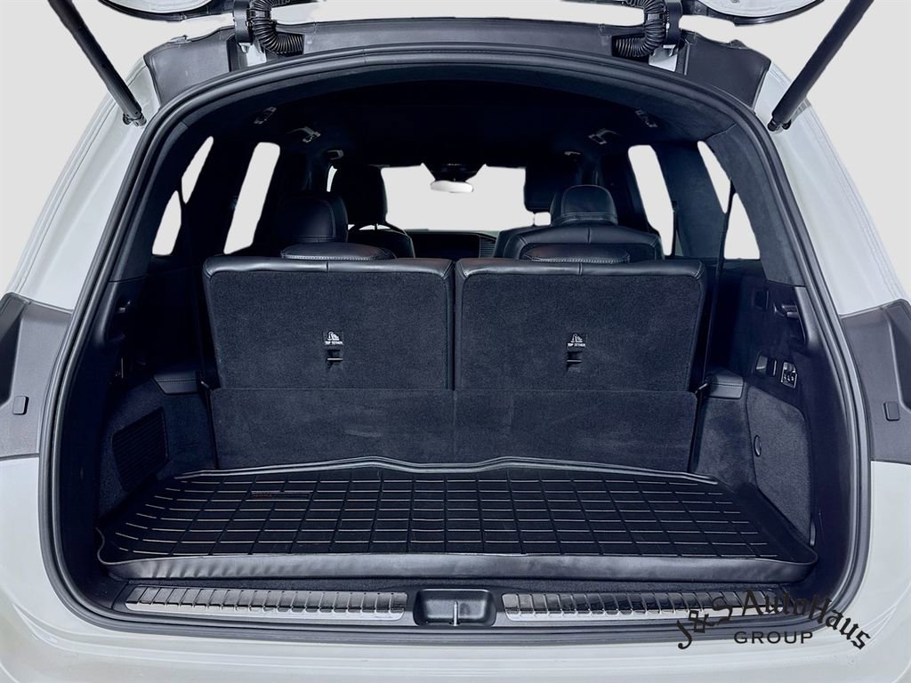 Used 2024 Mercedes-Benz GLS 63 AMG 4MATIC image 33