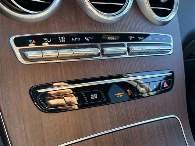 Used 2022 Mercedes-Benz GLC 300 w/ Premium Package Lite image 29
