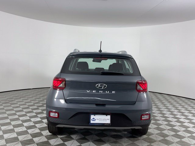 Used 2026 Hyundai Venue SEL FWD image 6