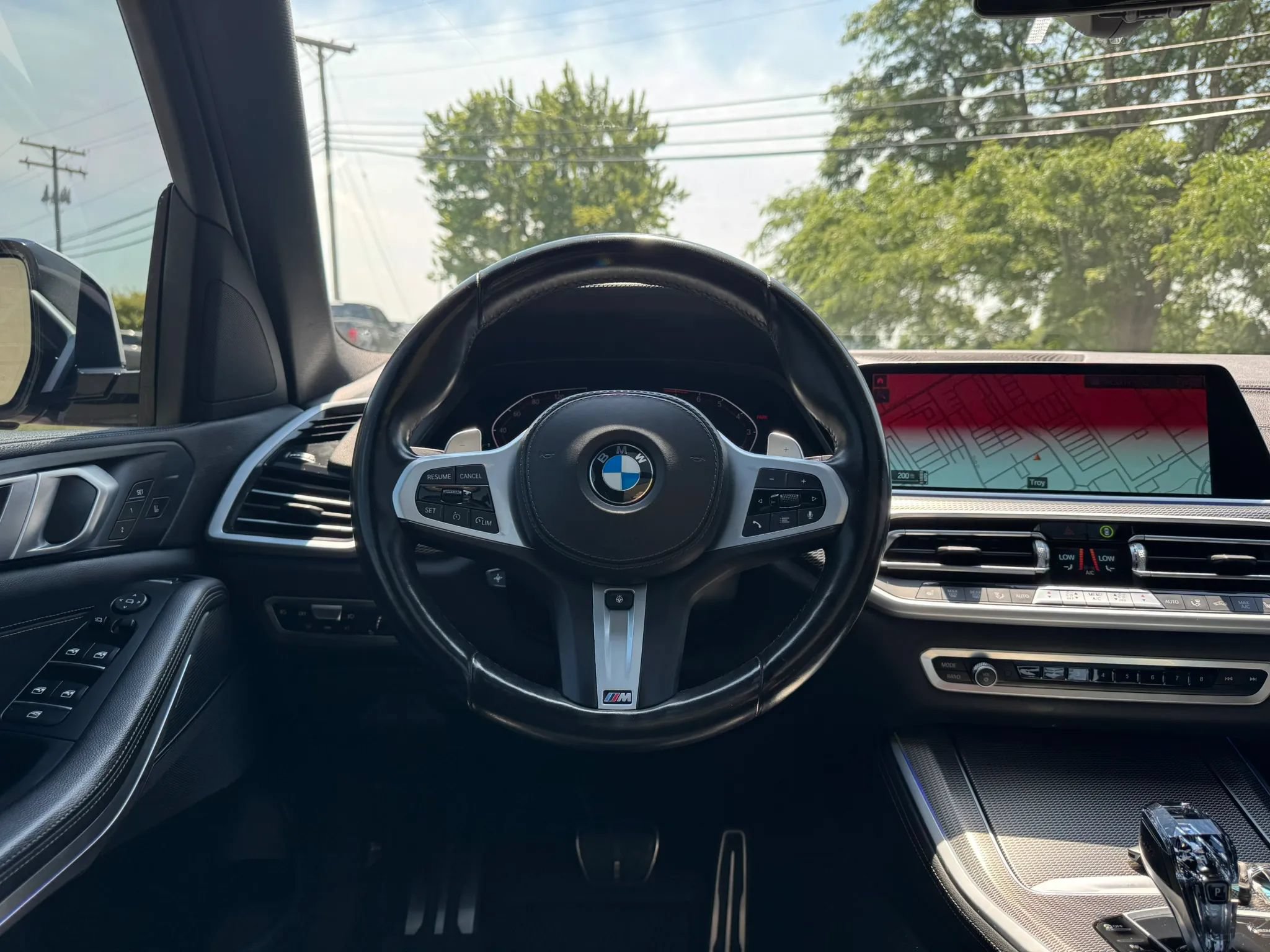 Used 2021 BMW X5 xDrive40i w/ M Sport Package AWD/4WD image 18