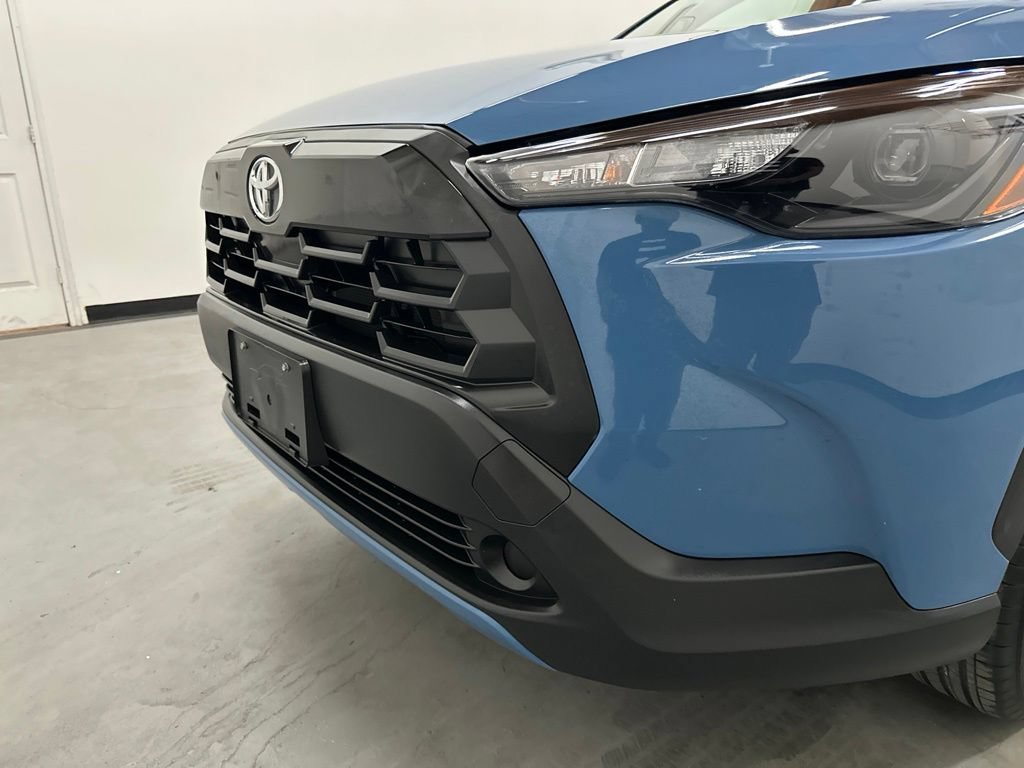 Used 2026 Toyota Corolla Cross LE FWD image 22