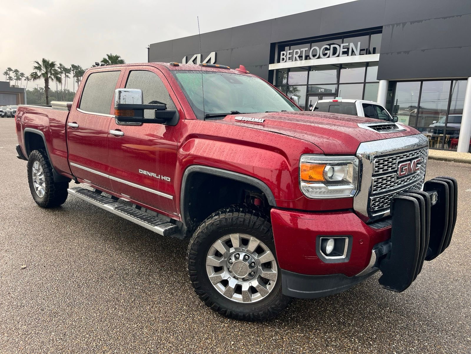 Used 2019 GMC Sierra 2500 Denali w/ Duramax Plus Package AWD/4WD video 1