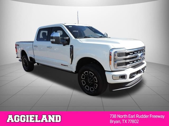 Used 2023 Ford F350 Platinum AWD/4WD image 3