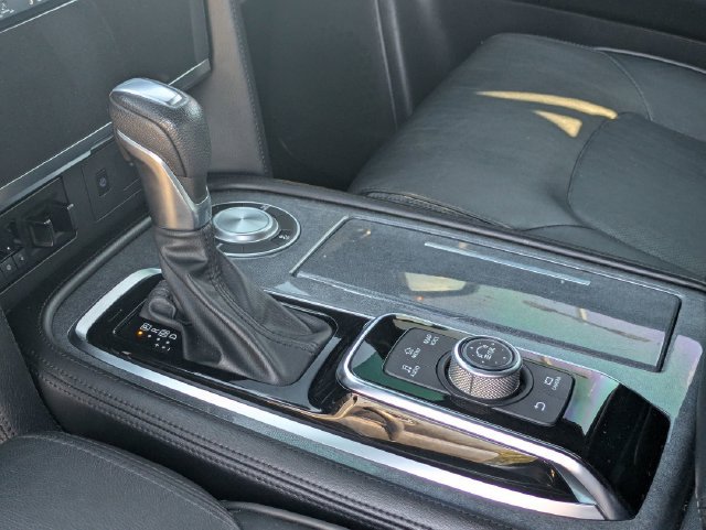 Used 2022 Nissan Armada SL w/ Midnight Edition Package RWD image 22