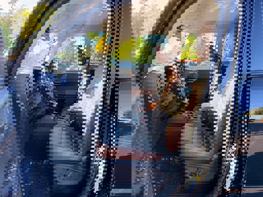 Used 2023 Ford Bronco Sport Outer Banks w/ Tech Package image 23