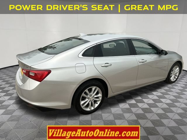 Used 2016 Chevrolet Malibu LT FWD image 4