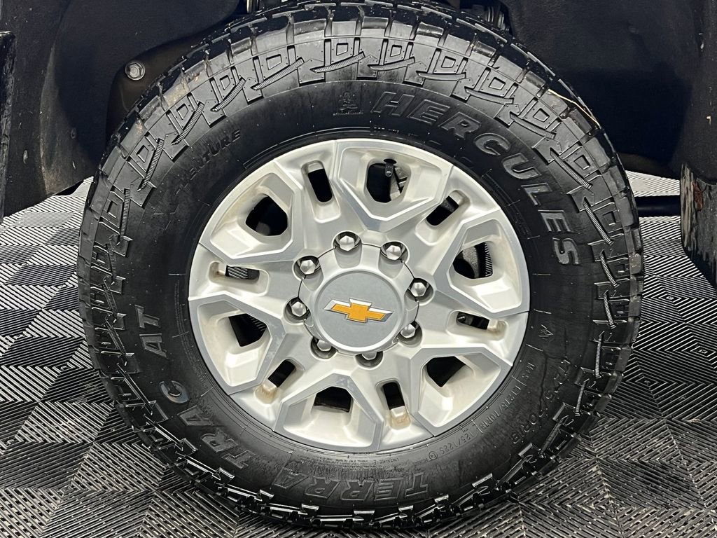 Used 2024 Chevrolet Silverado 2500 LTZ w/ LTZ Plus Package AWD/4WD image 10