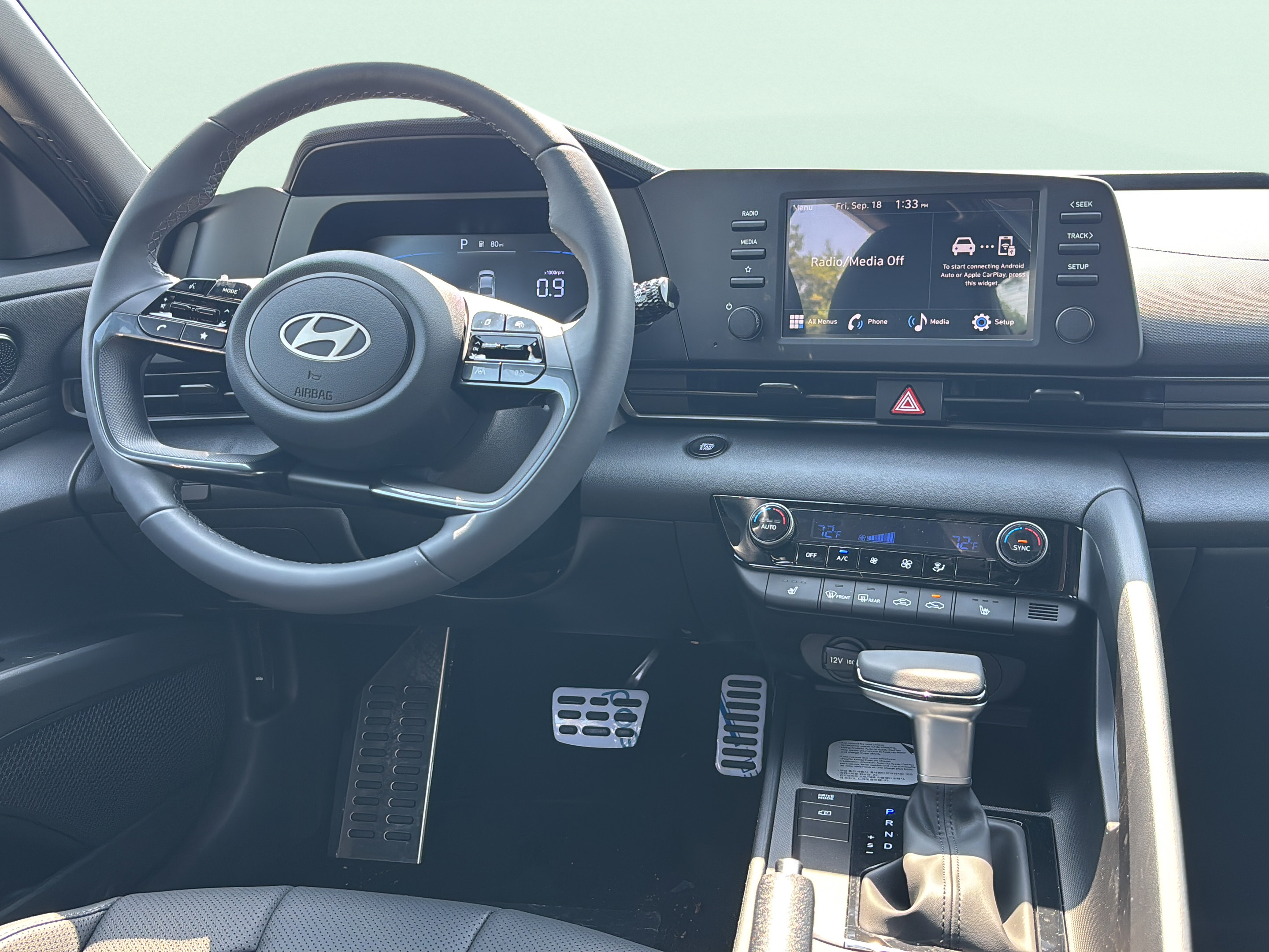 New 2026 Hyundai Elantra SEL Sport FWD image 10