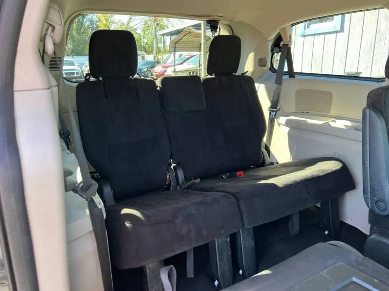 Used 2011 Dodge Grand Caravan Express w/ PWR Window Group FWD image 15