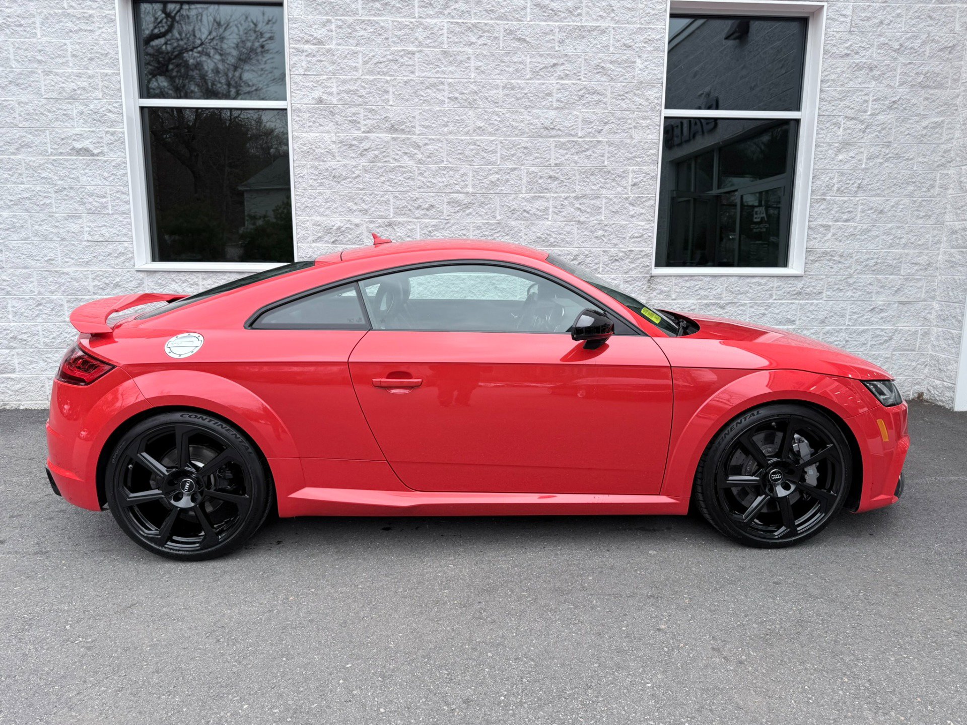 Used 2018 Audi TT RS w/ Dynamic Plus Package AWD/4WD image 22