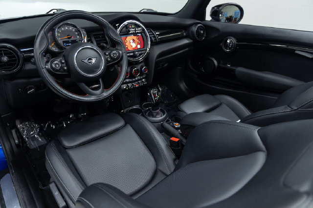 Used 2020 MINI Cooper S w/ Driver Assistance Package FWD image 19