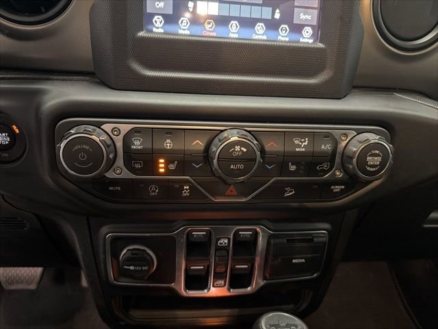 Used 2019 Jeep Wrangler Unlimited Sport S AWD/4WD image 22