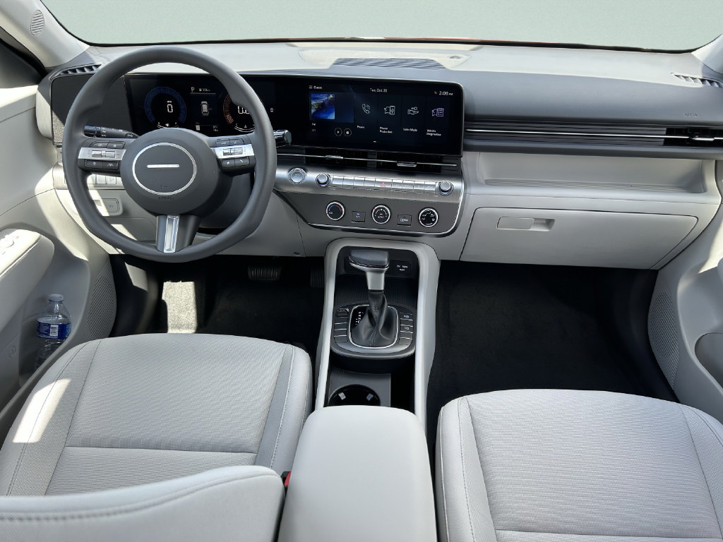 New 2027 Hyundai Kona SE FWD image 17