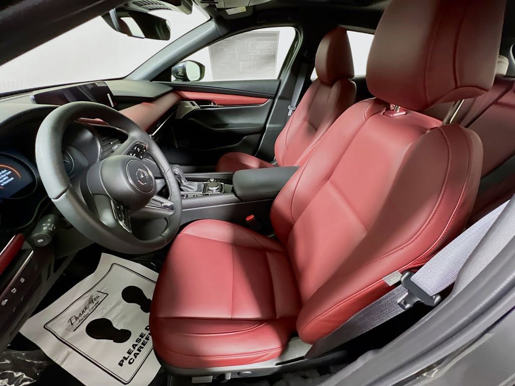 New 2026 MAZDA MAZDA3 Hatchback w/Premium Plus Pkg image 16
