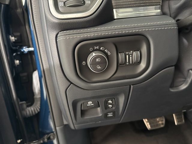 Used 2022 RAM 1500 Limited image 22