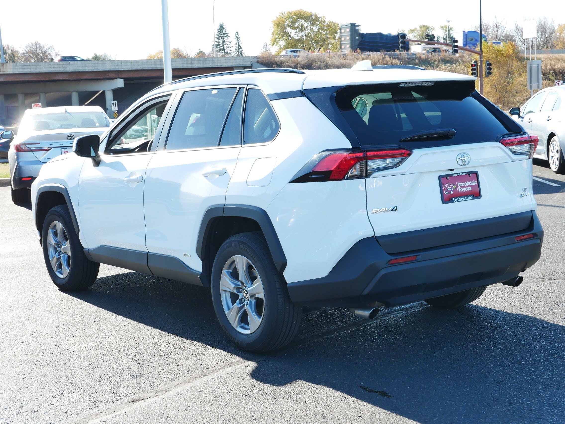 Certified 2025 Toyota RAV4 LE image 33