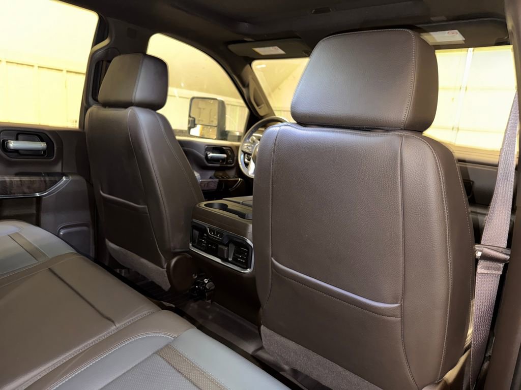 Used 2021 GMC Sierra 3500 Denali w/ Denali Ultimate Package image 23