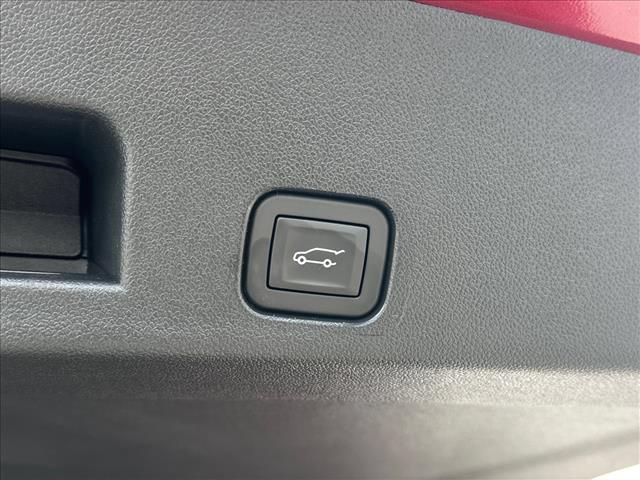 New 2026 GMC Acadia Elevation w/ Black Edition FWD image 12