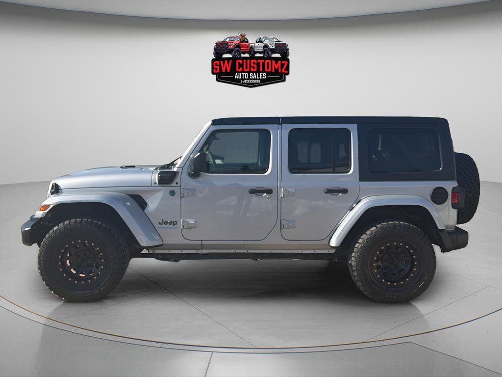 Used 2024 Jeep Wrangler Unlimited w/ Convenience Group AWD/4WD image 4