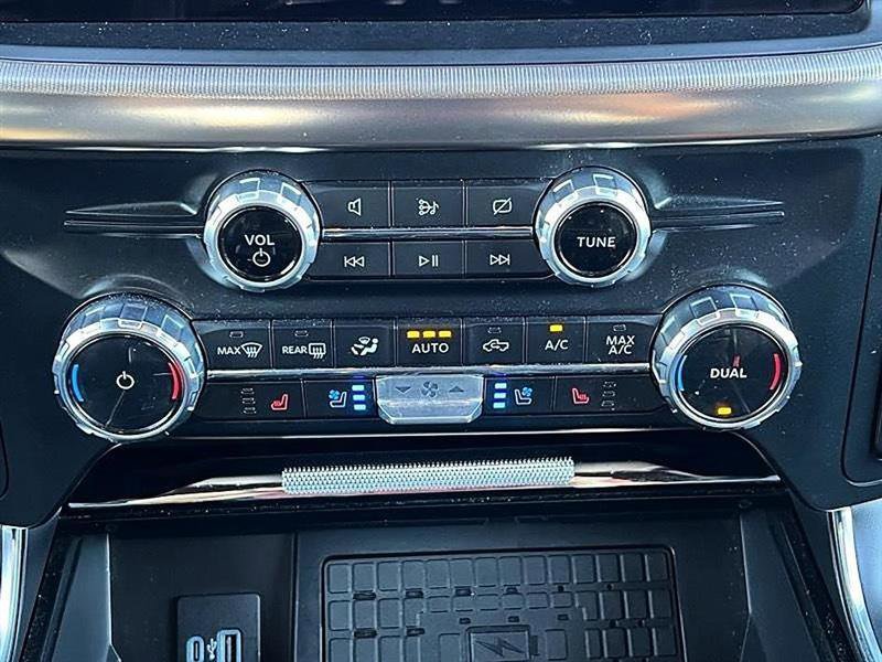Used 2023 Ford F150 Raptor AWD/4WD image 43