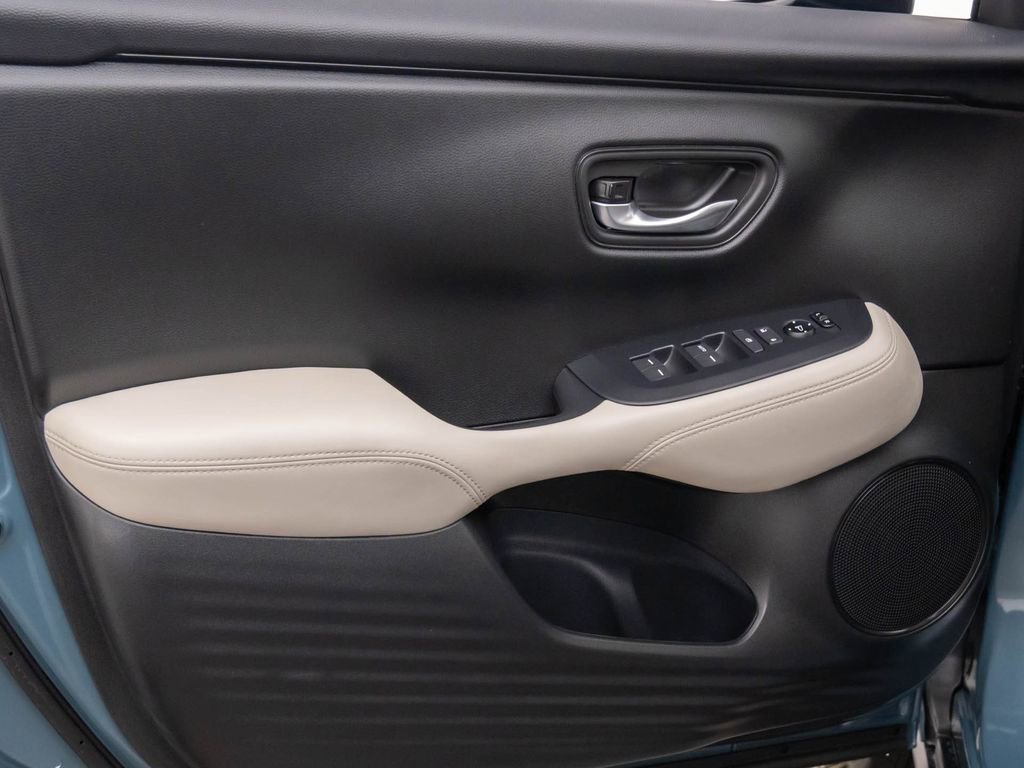 Used 2026 Honda HR-V LX image 12